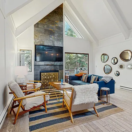 The Wild Pine Lodge